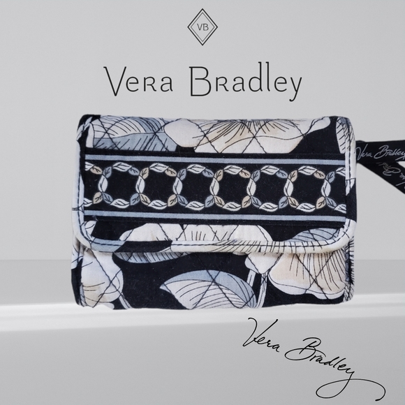 Vera Bradley Small wallet - Picture 1 of 5